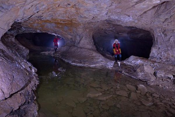cropped-Speleologie-Annecy-Monte-Medio-Grottes-de-la-Diau-04.jpg